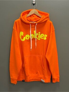 Cookies M - New with tags and packaging